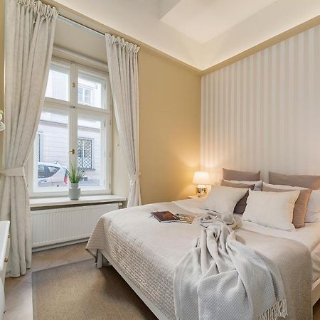 Roma Apartment - Loftaffair Краков Экстерьер фото