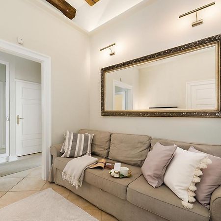 Roma Apartment - Loftaffair Краков Экстерьер фото